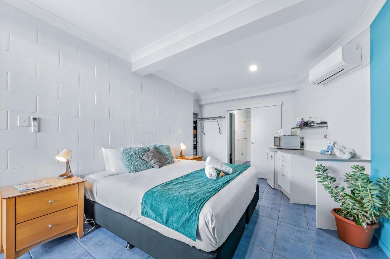 Airlie Sun&Sand Accommodation Studio #1 Airlie Beach Esterno foto